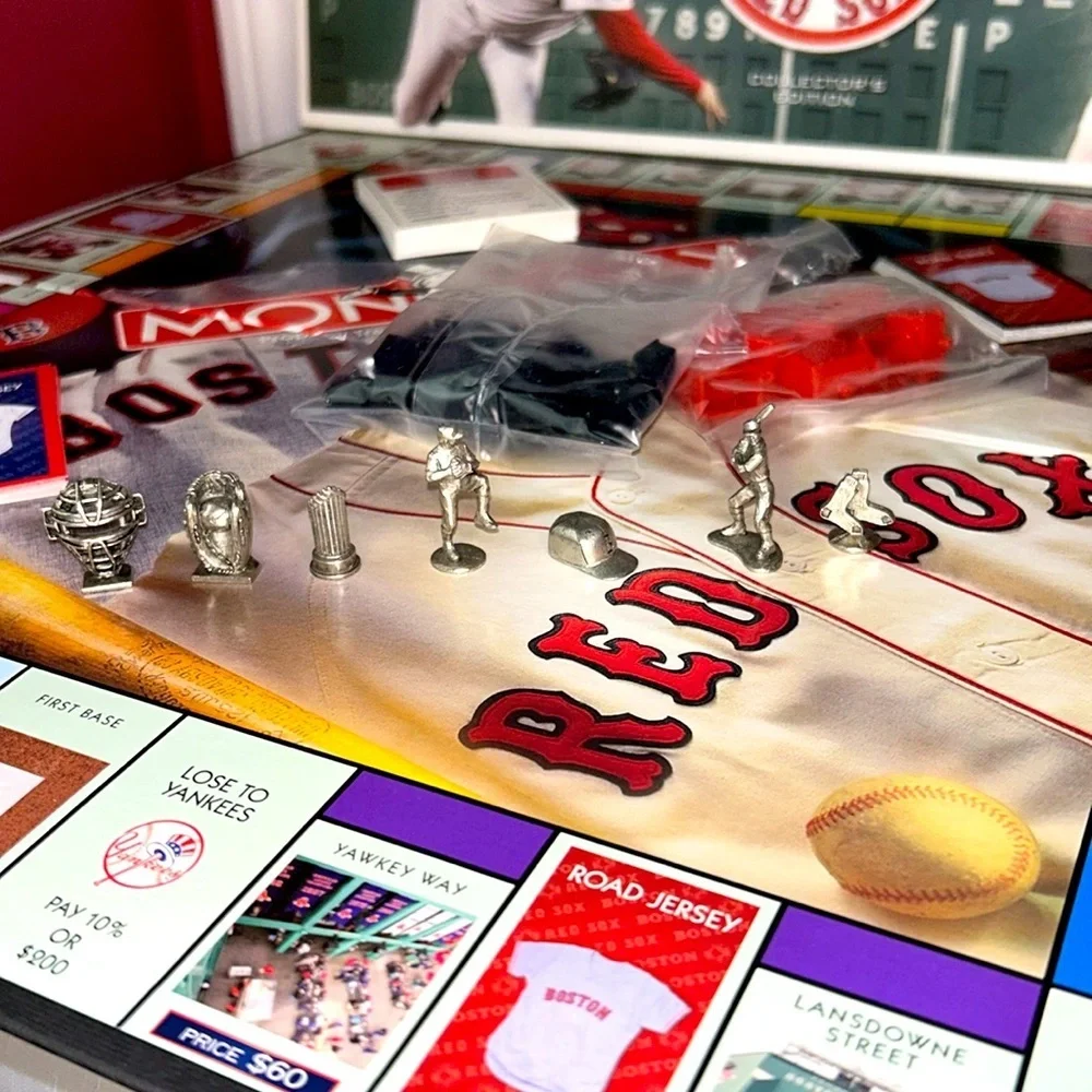 MONOPOLY Boston Red Sox 2004 World Series Champions, Plus Bonus Pewter Token ⚾️